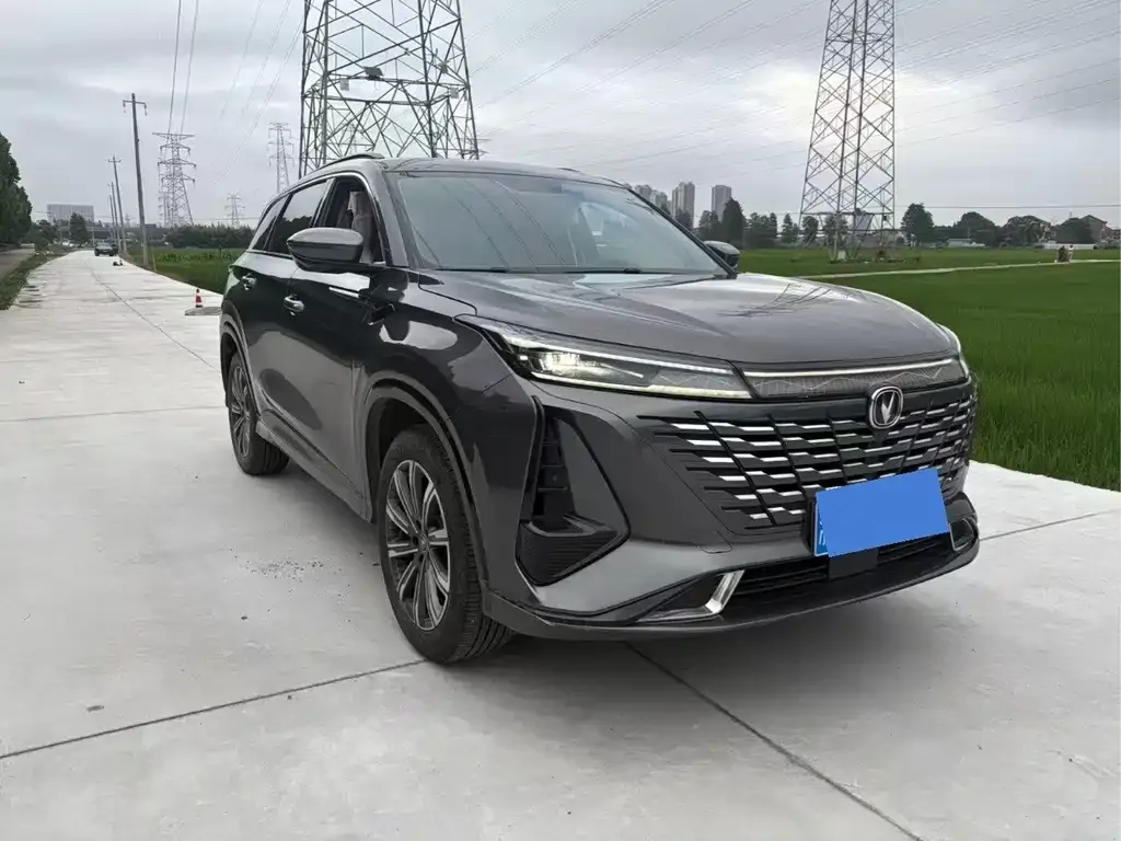 Changan CS75PLUS — фото 3