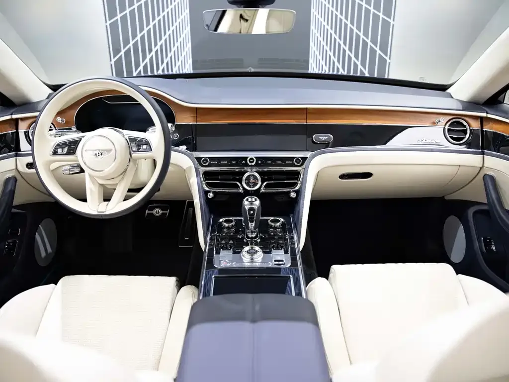 Bentley Flying Spur — фото 6