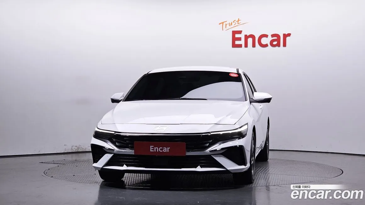 Hyundai AVANTE — фото 3
