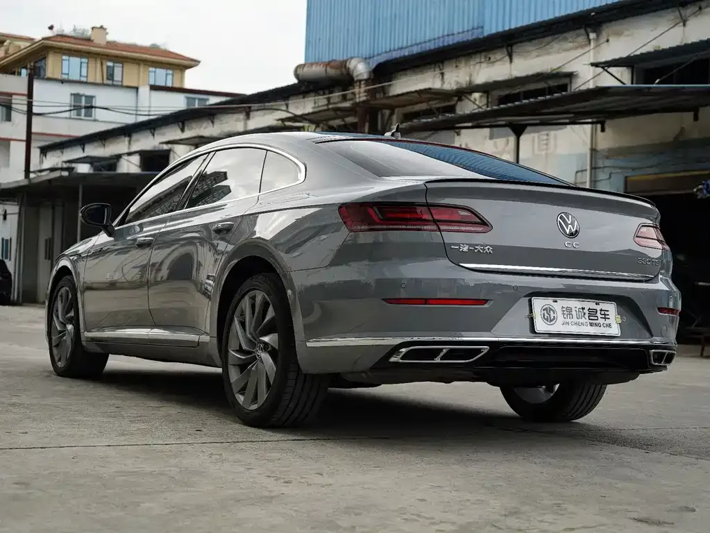Volkswagen CC — фото 9