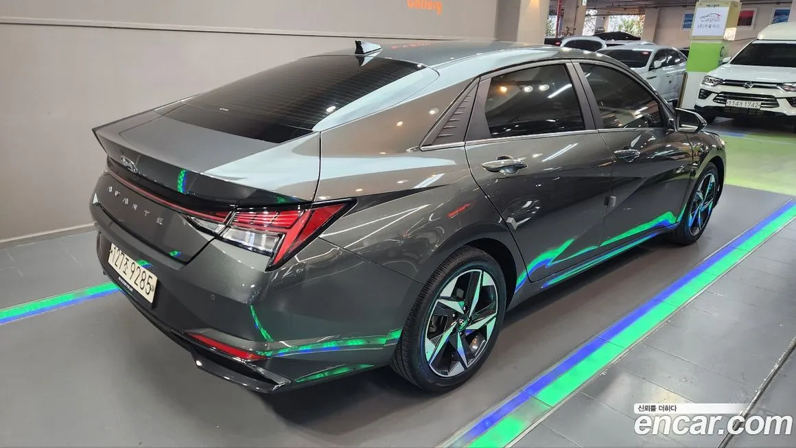 Hyundai AVANTE — фото 2