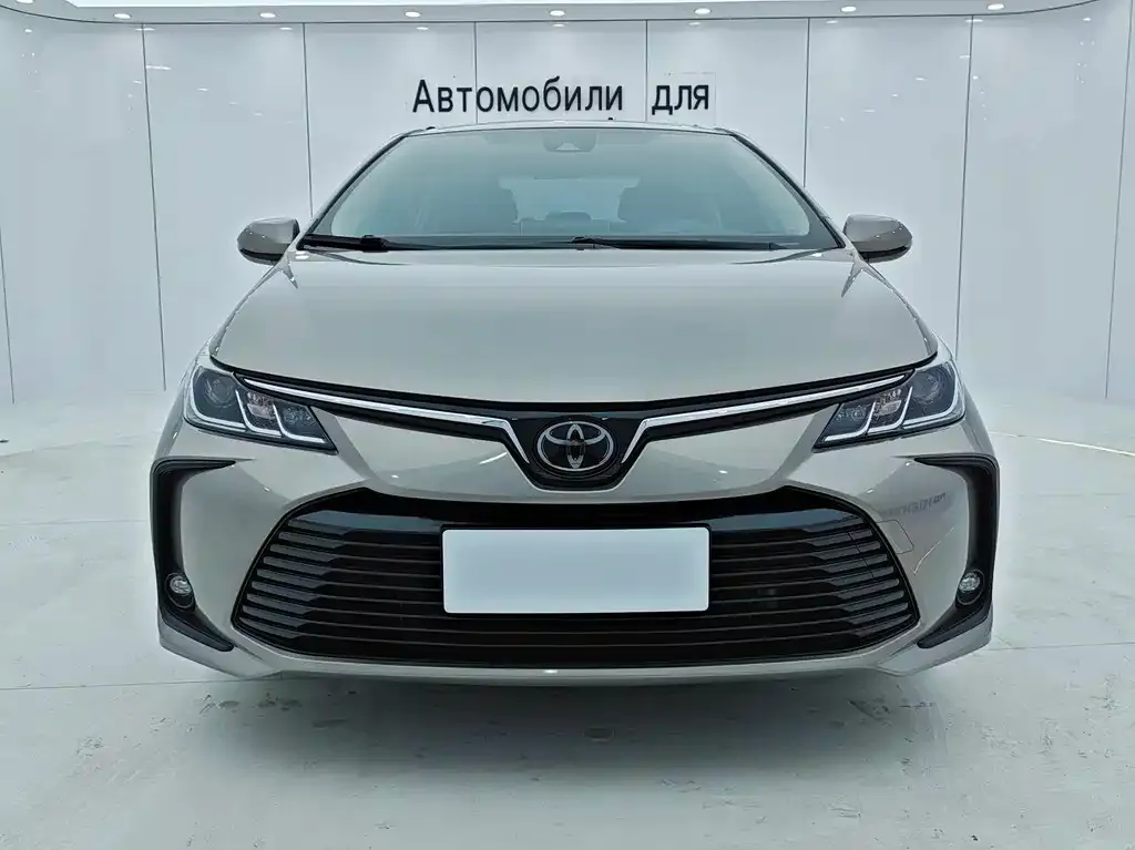 Toyota Corolla — фото 2