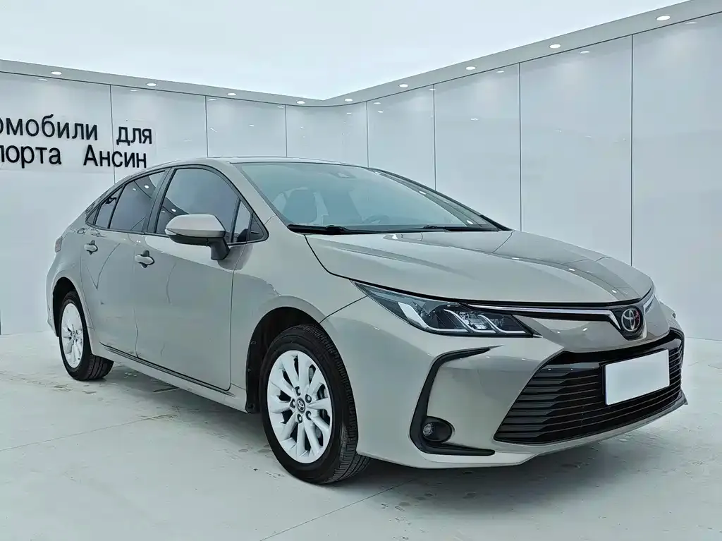 Toyota Corolla — фото 3