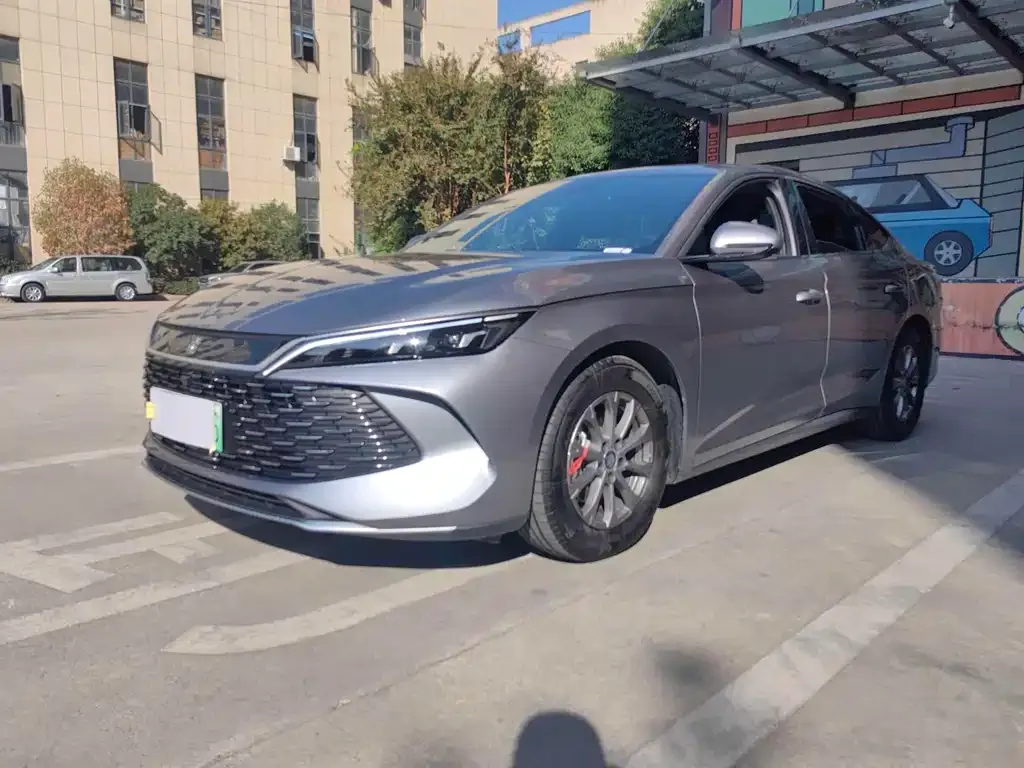 BYD Qin L — фото 1