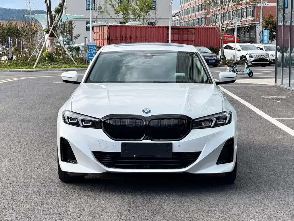 BMW i3 — фото 2