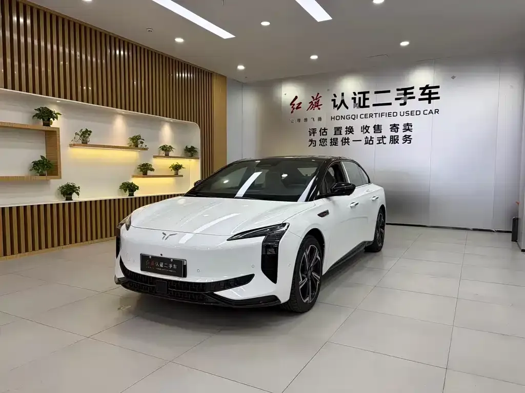 Hongqi EH7 — фото 1