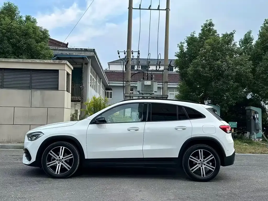 Mercedes-Benz GLA — фото 4
