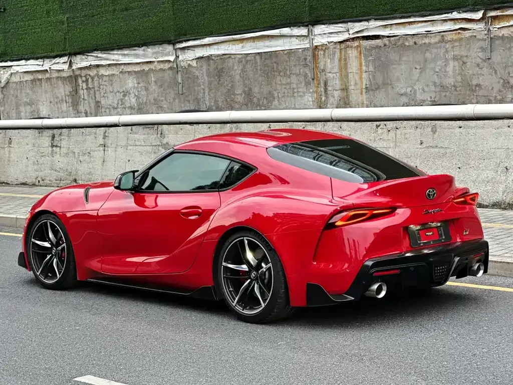 Toyota Supra — фото 3