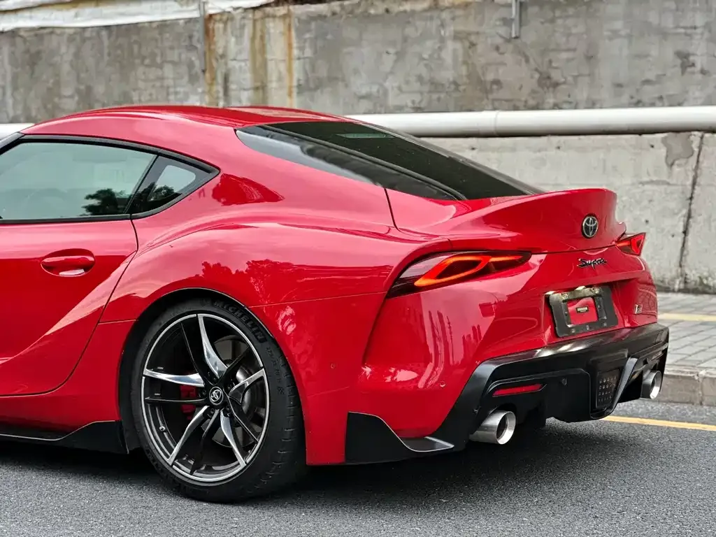 Toyota Supra — фото 6
