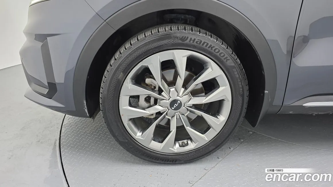 Kia Sorento — фото 5