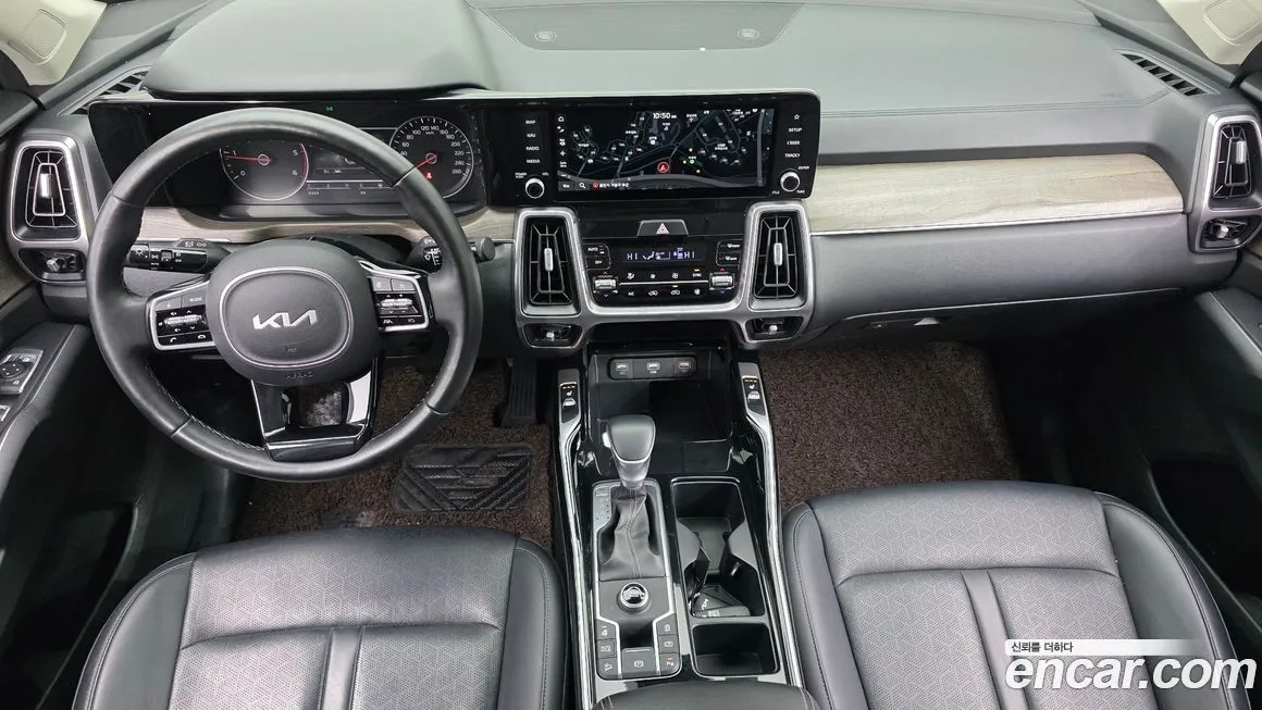 Kia Sorento — фото 7