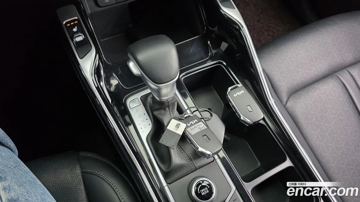 Kia Sorento — фото 9