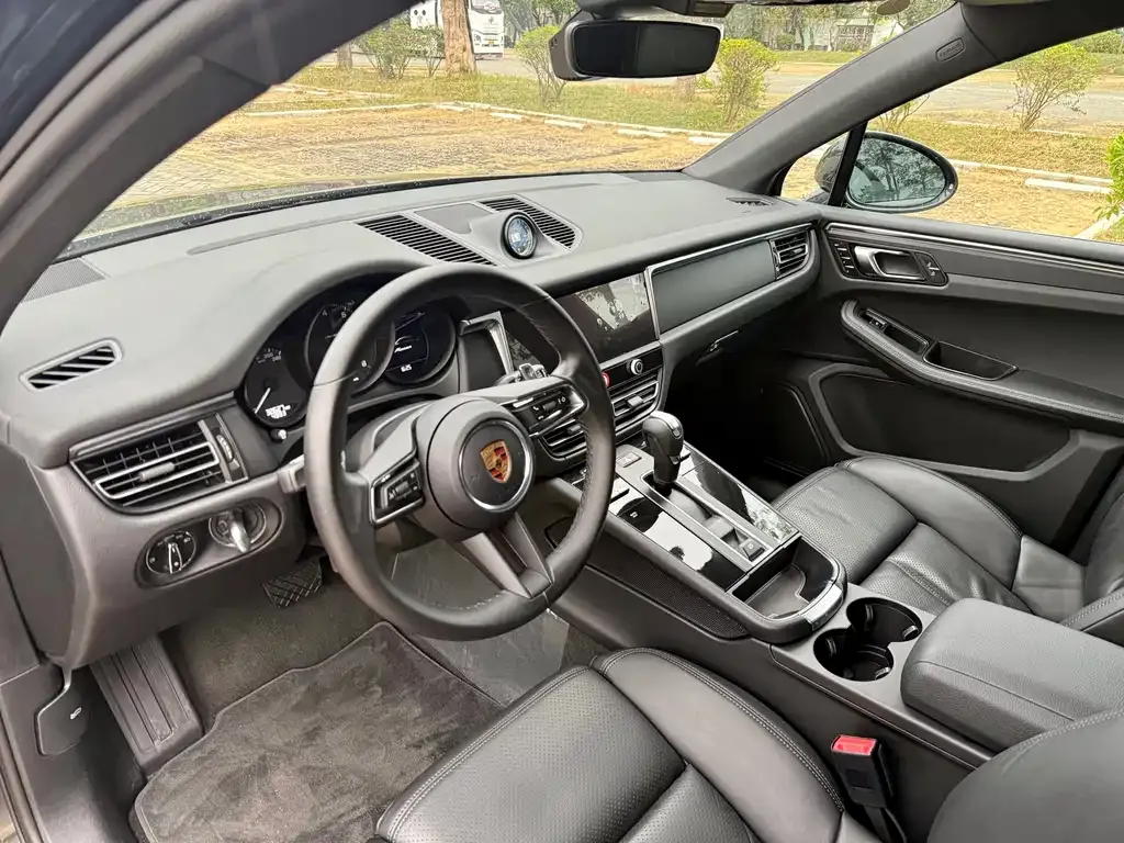 Porsche Macan — фото 6