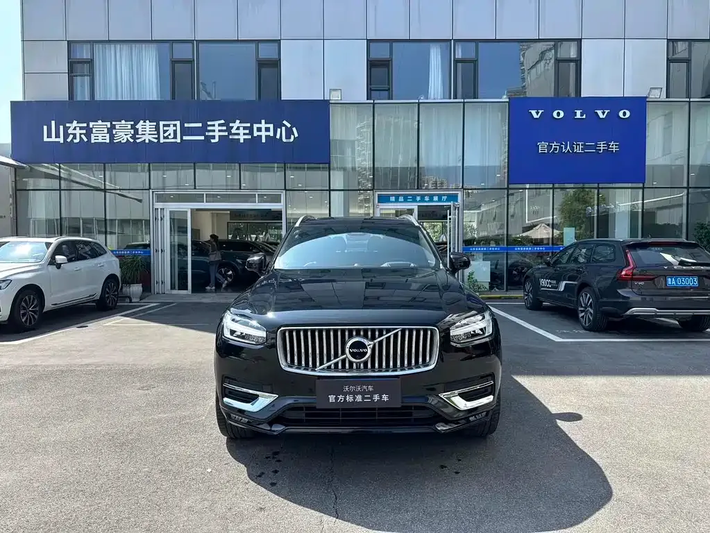 Volvo XC90 — фото 2