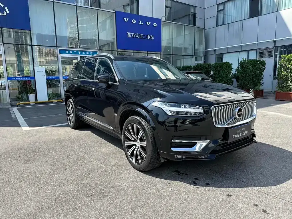 Volvo XC90 — фото 3