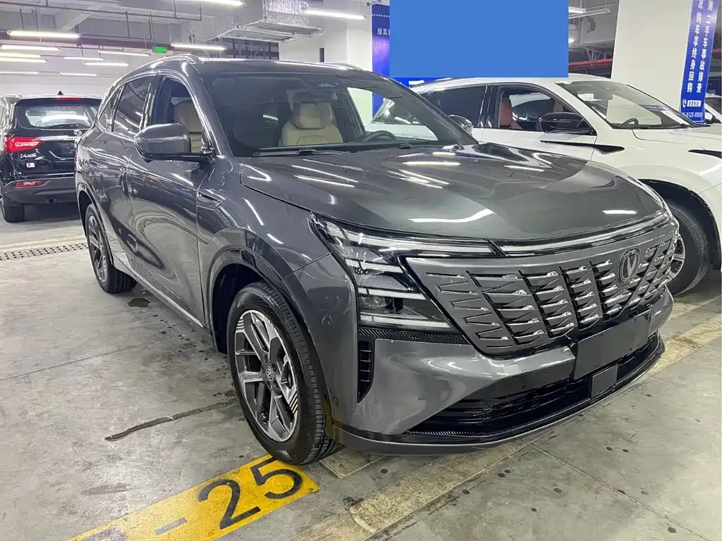 Changan CS75PLUS — фото 3