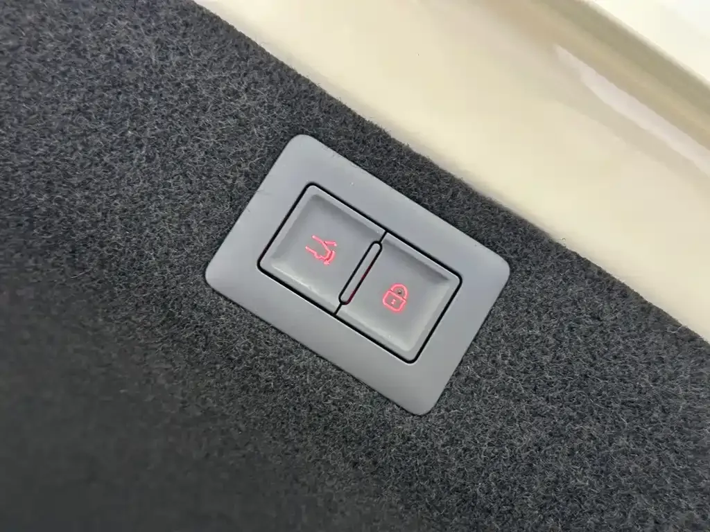 BYD Seal 07 DM-i — фото 7