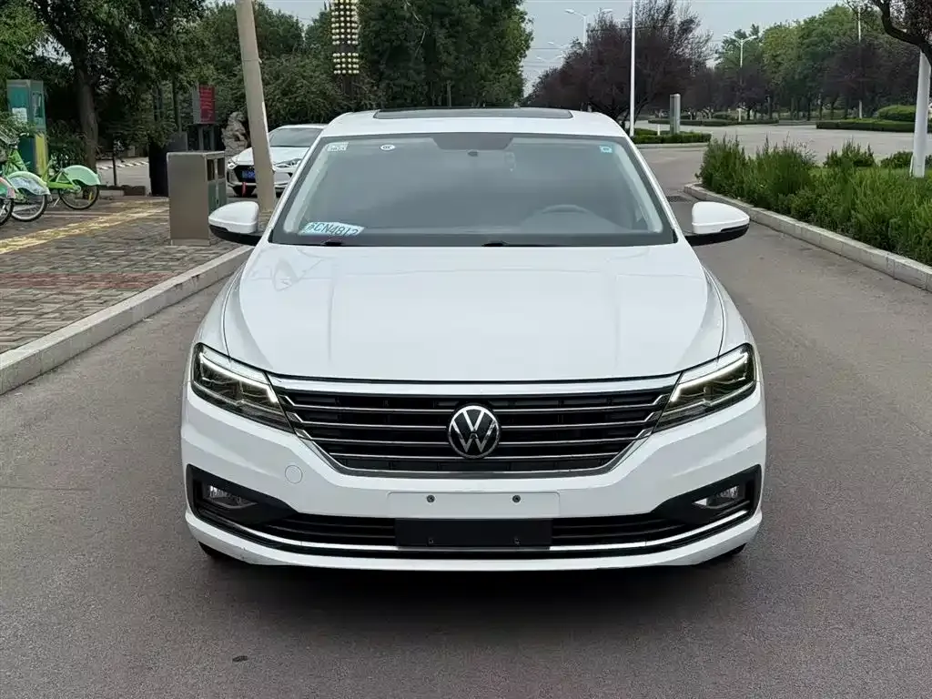 Volkswagen Lavida — фото 3