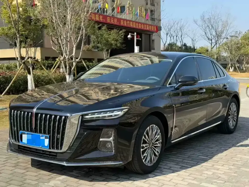 Hongqi H5 — фото 1