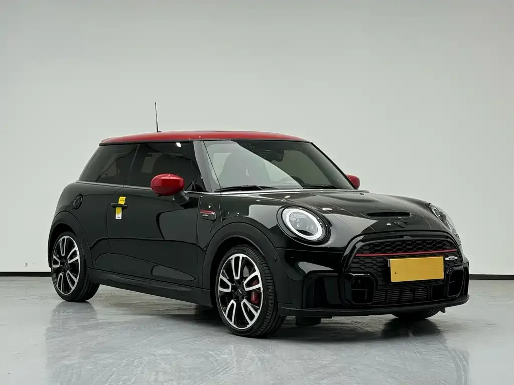 MINI JCW (John Cooper Works) — фото 3