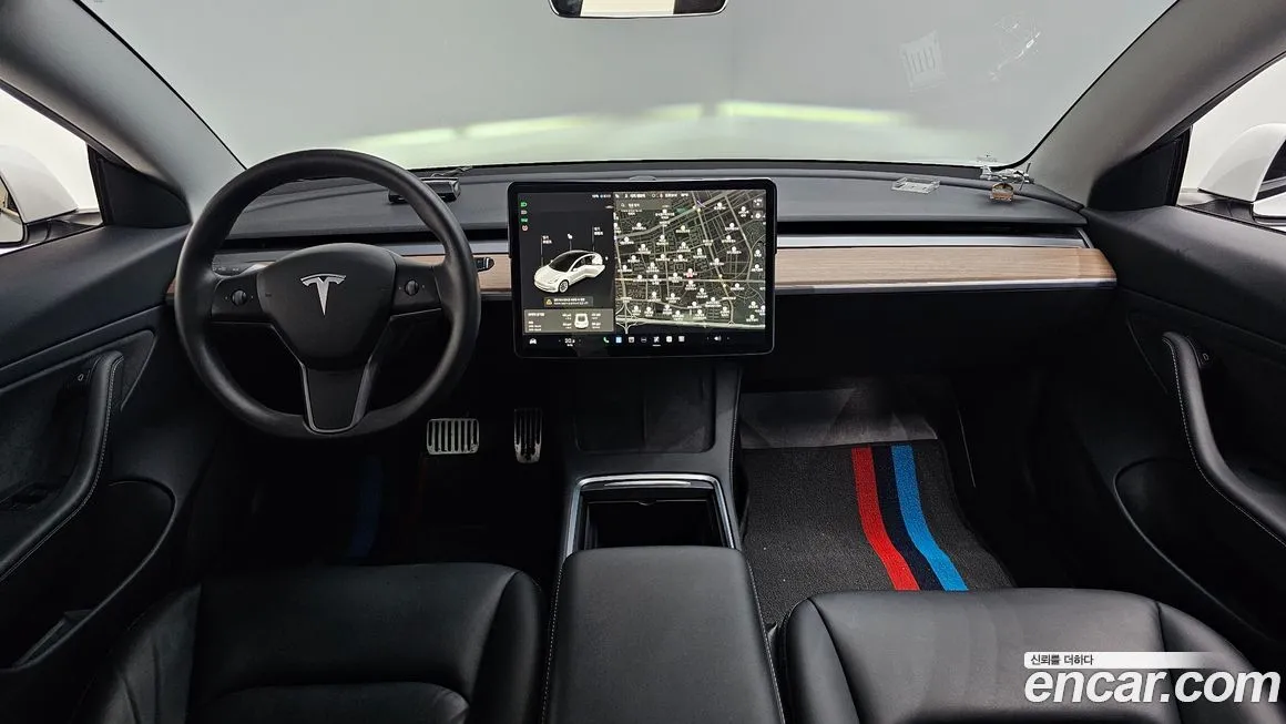 Tesla Model 3 — фото 7