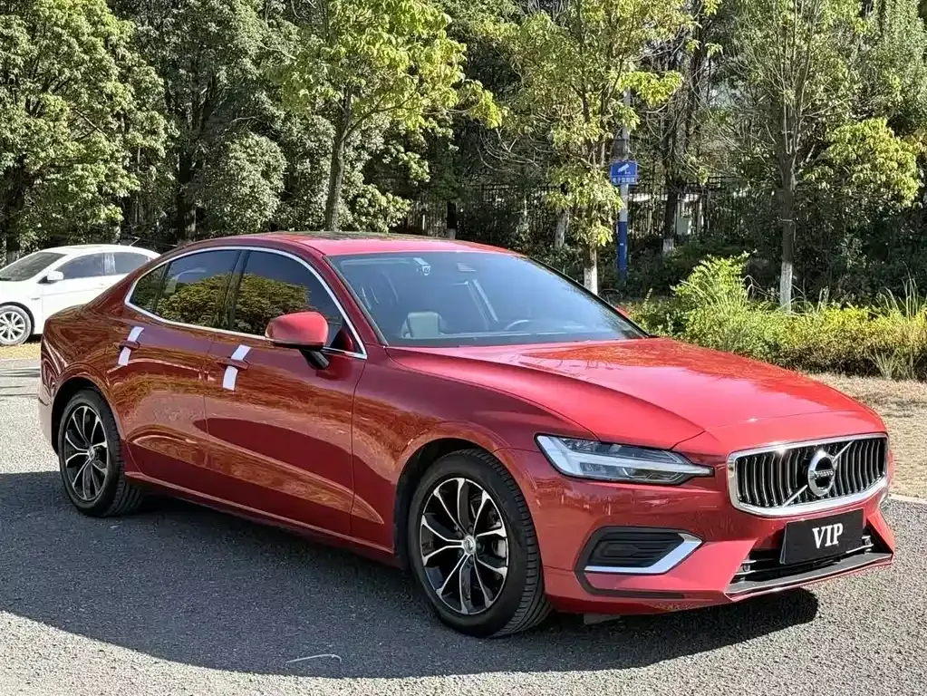 Volvo S60 — фото 3