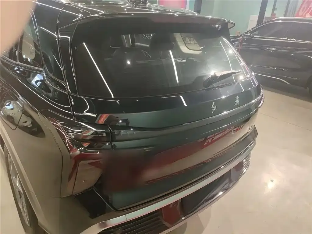 Hongqi HS3 PHEV — фото 6