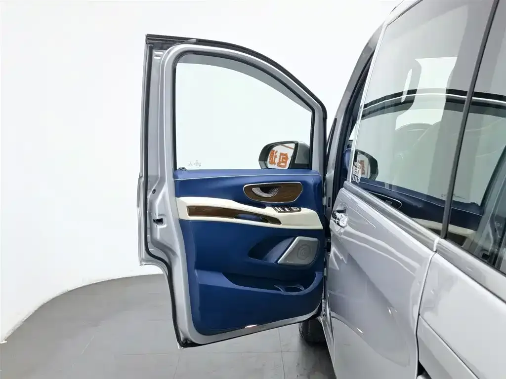Mercedes-Benz Vito — фото 8