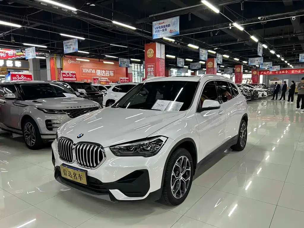 BMW X1 — фото 1
