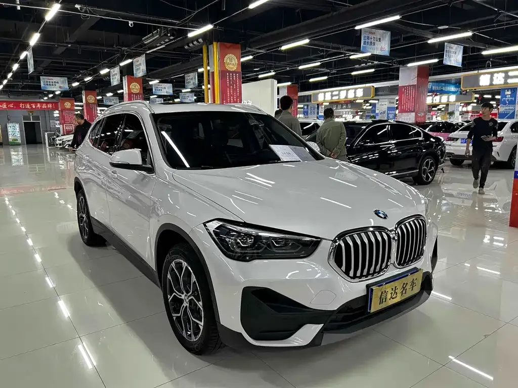 BMW X1 — фото 3