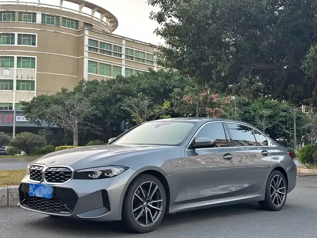 BMW 3 Series — фото 1
