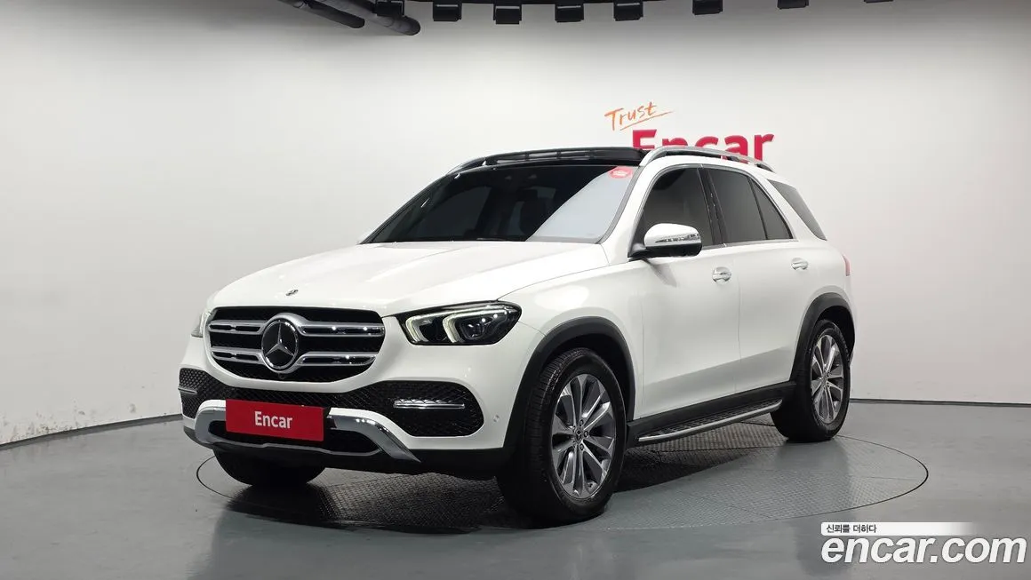 Mercedes-Benz GLE-Class — фото 1