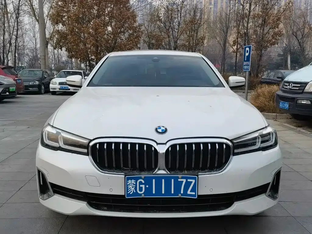 BMW 5 Series — фото 2