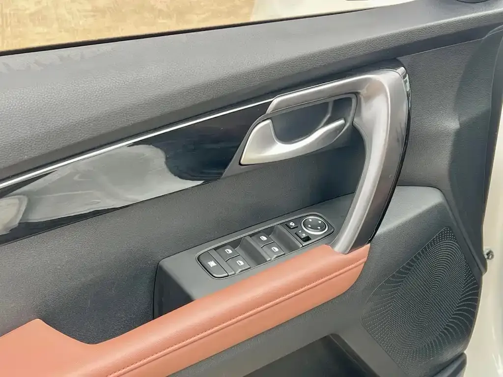 Kia Sportage — фото 10