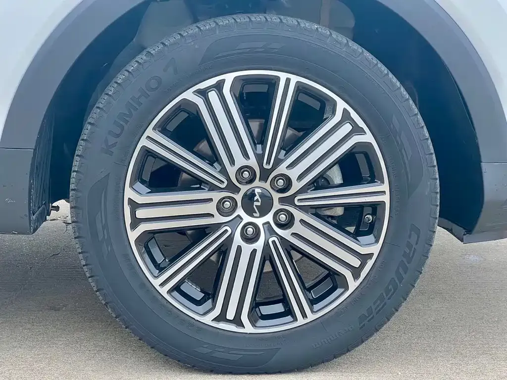 Kia Sportage — фото 7