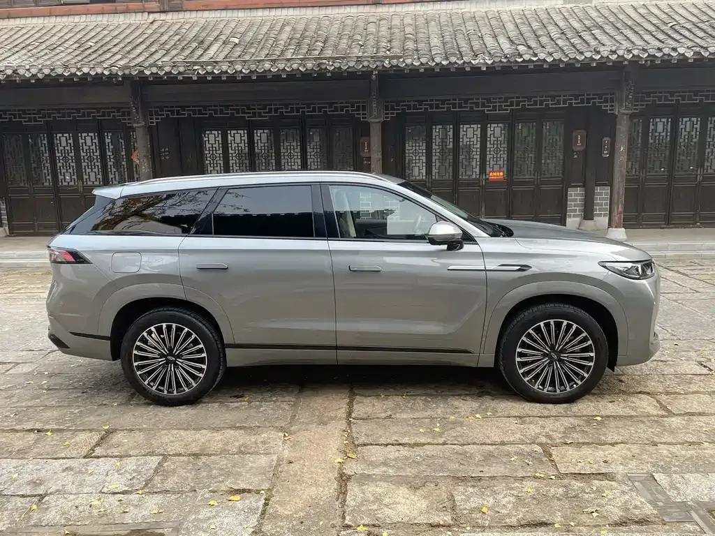 Chery Tiggo 9 C-DM — фото 9