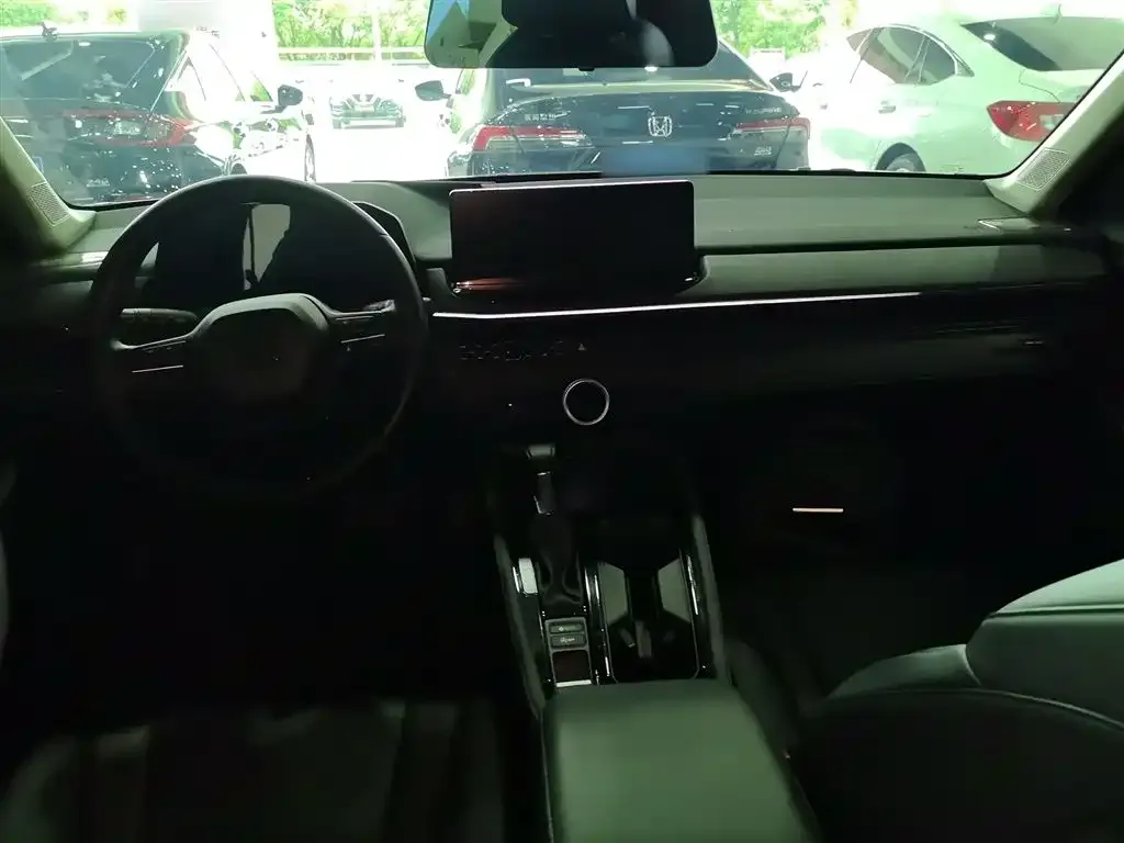 Honda Accord — фото 10