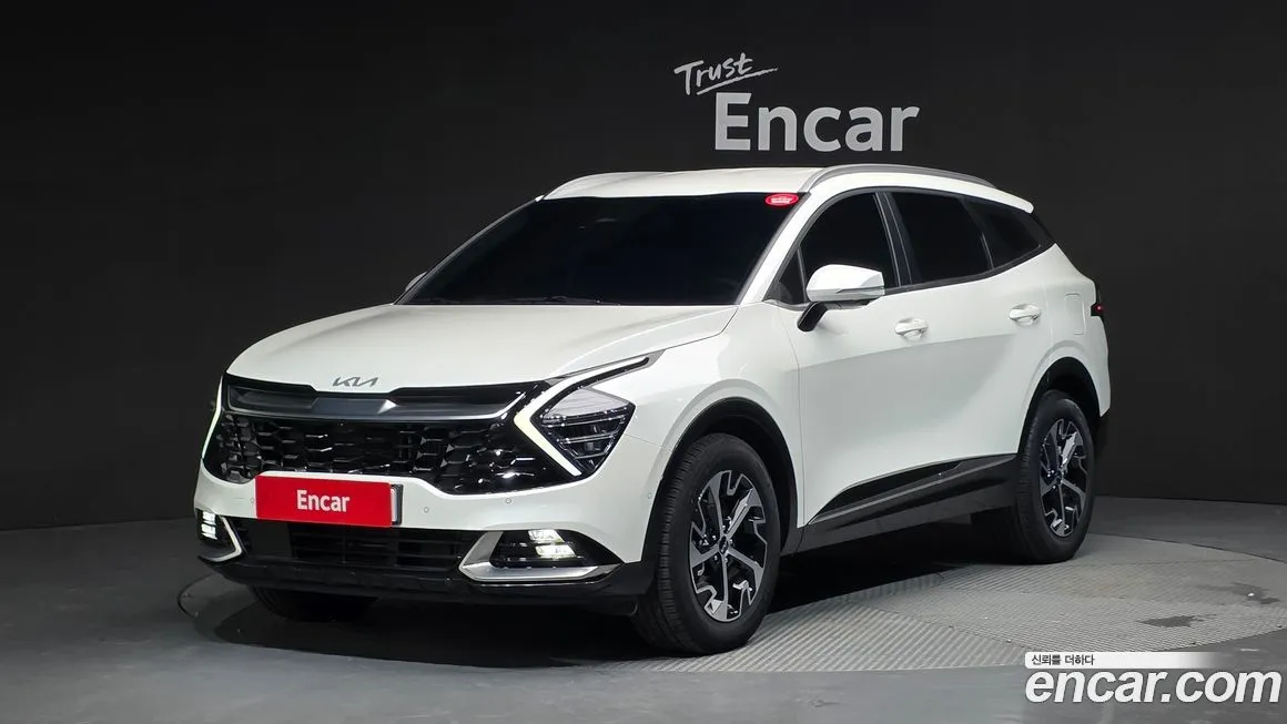Kia Sportage — фото 1