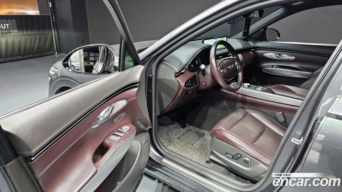 Genesis GV70 — фото 10