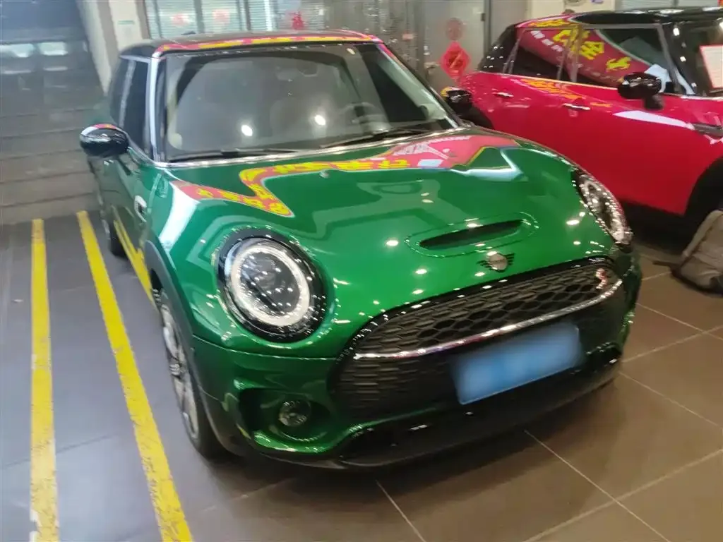 MINI Clubman — фото 4
