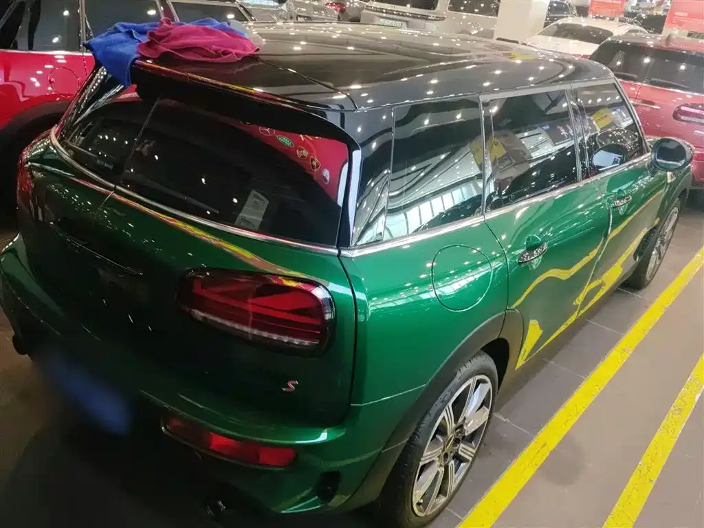 MINI Clubman — фото 7