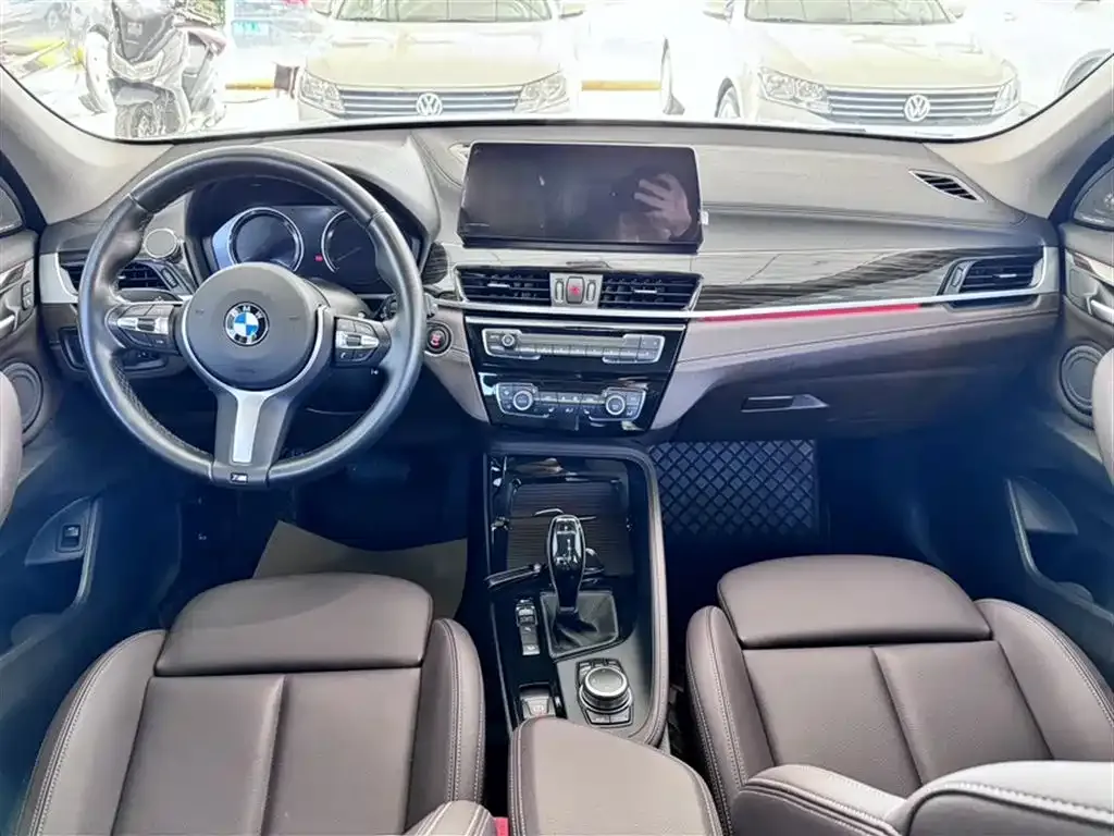 BMW X1 — фото 10