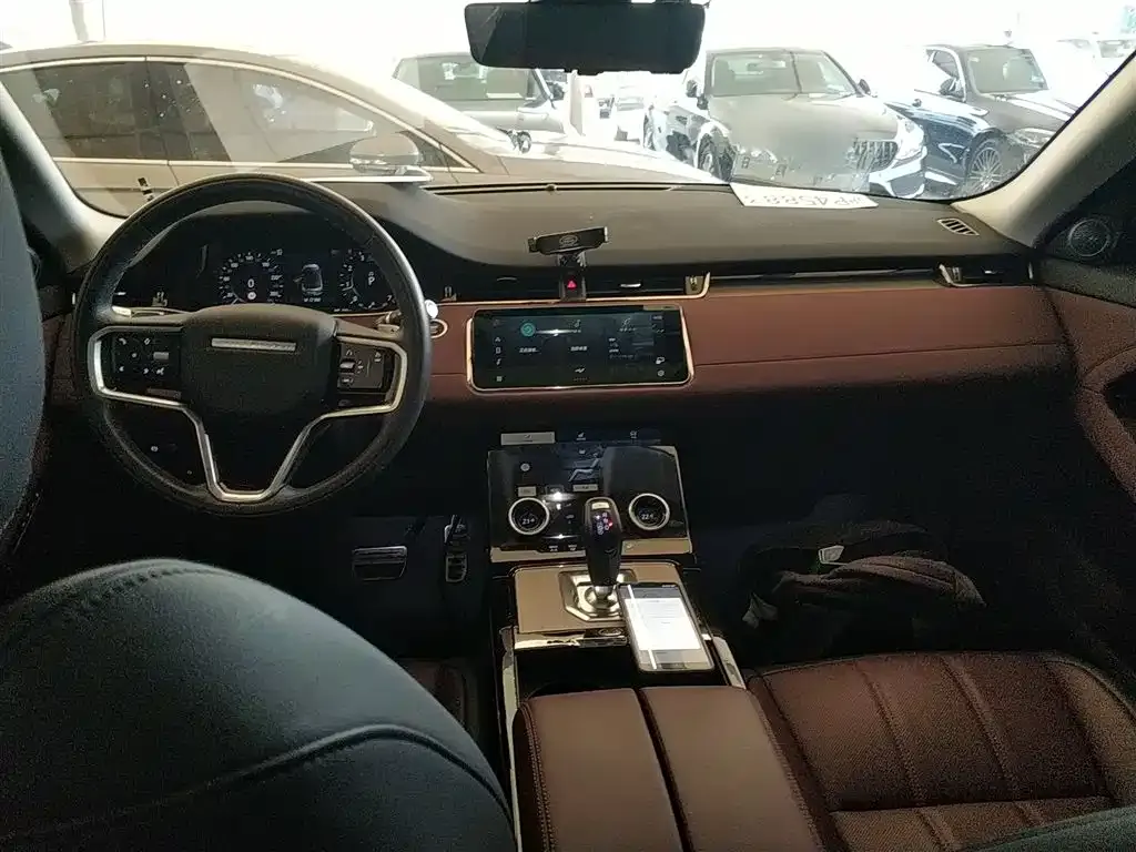 Land Rover Evoque — фото 10