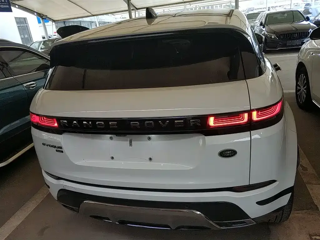 Land Rover Evoque — фото 6