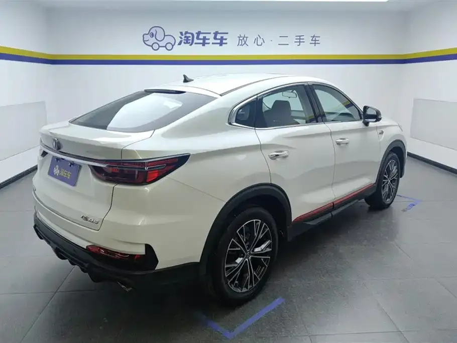 Changan CS85 COUPE — фото 3