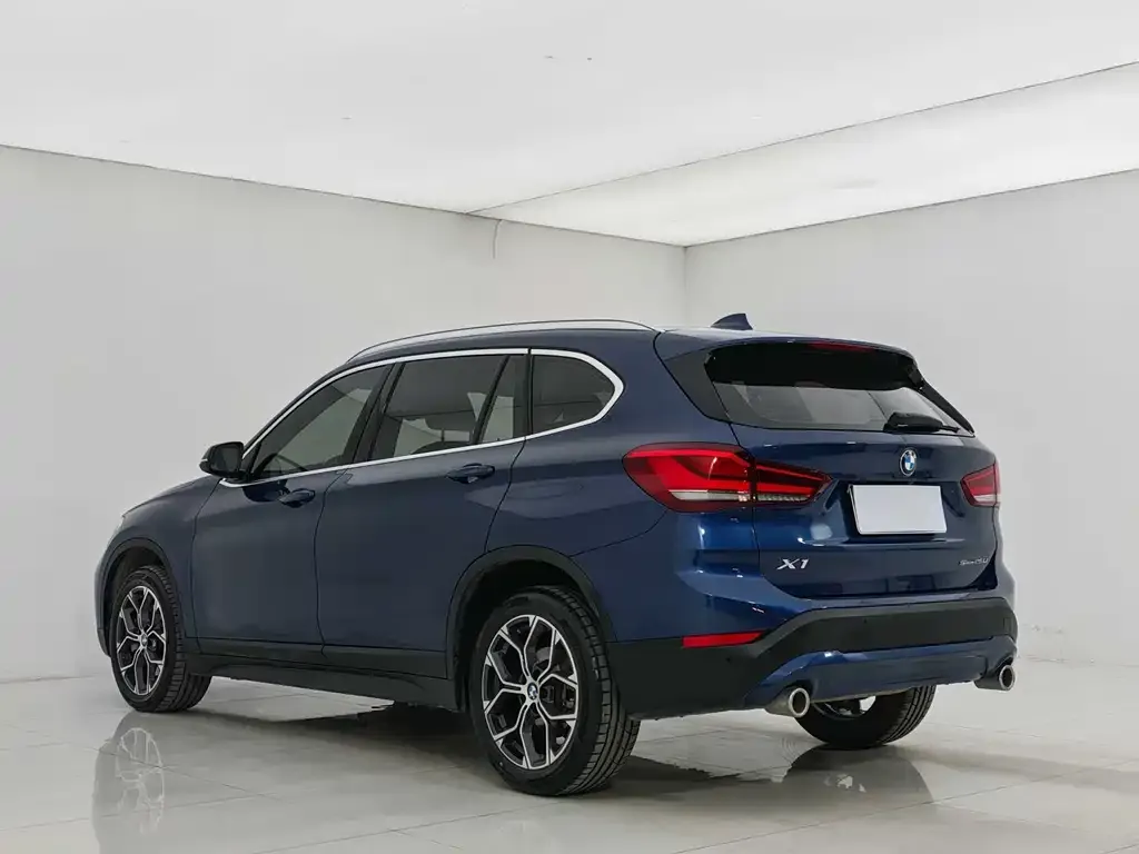 BMW X1 — фото 4