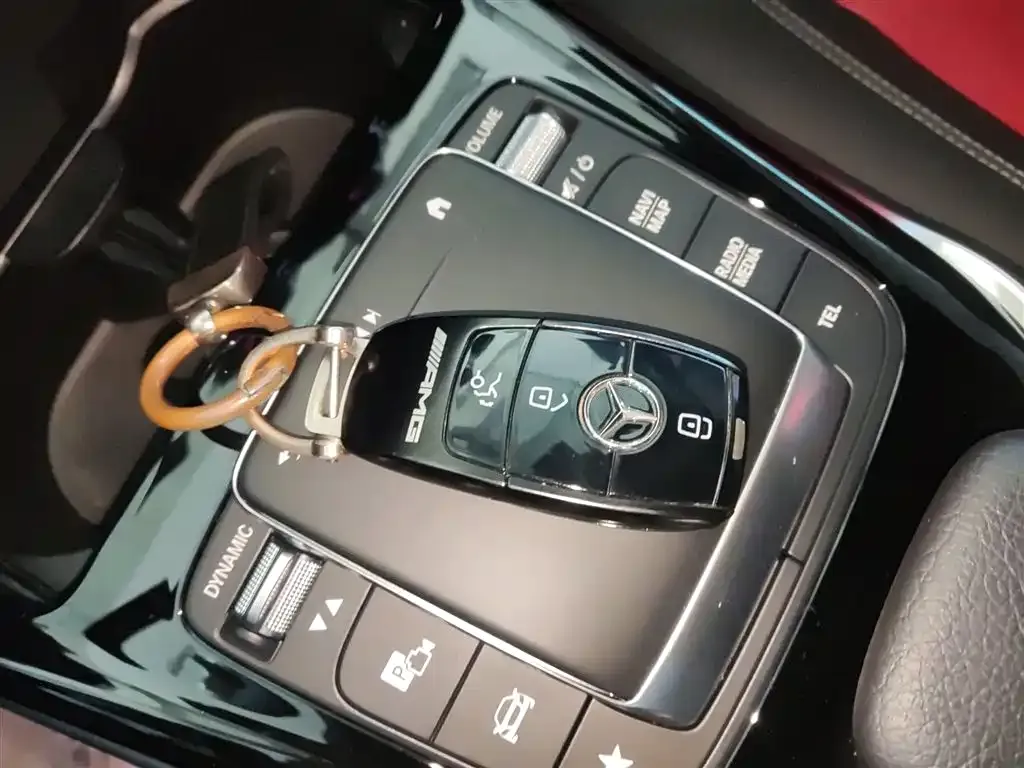 Mercedes-Benz CLA AMG — фото 9