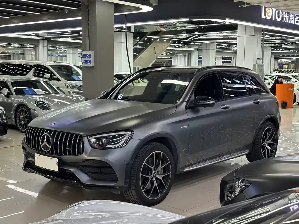 Mercedes-Benz GLC AMG — фото 1