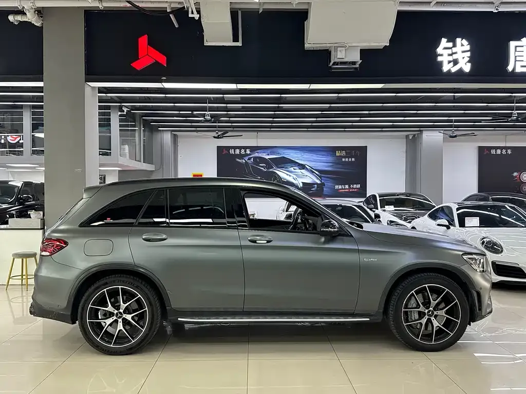 Mercedes-Benz GLC AMG — фото 10