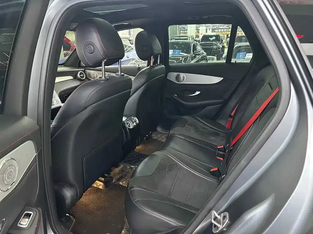 Mercedes-Benz GLC AMG — фото 8